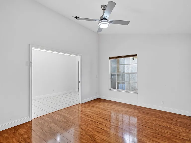 5225 Brookview Dr — Photo 18
