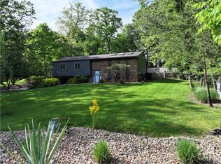 221 Fair Oaks St, Wexford, PA 15090