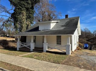 2211 Cleveland Ave, Winston Salem, NC 27105