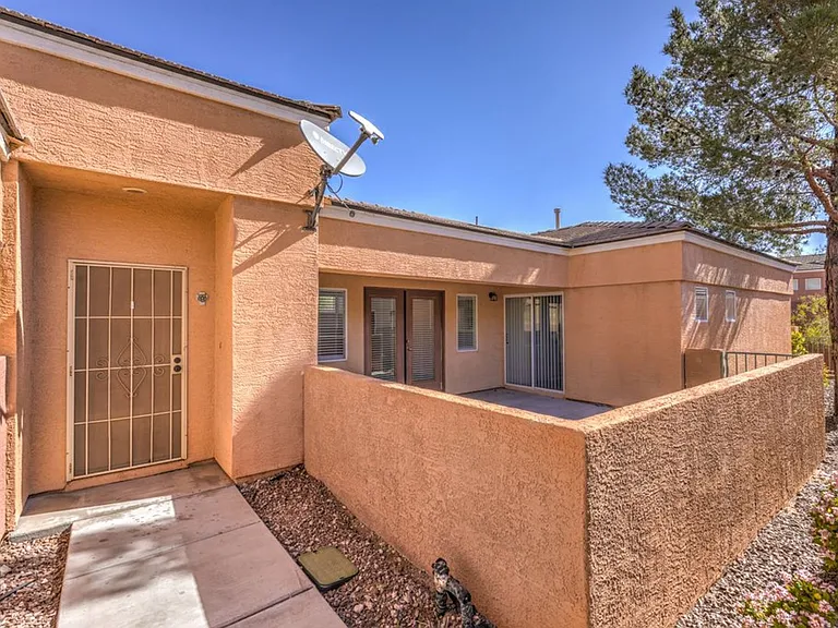 10540 Allthorn Ave — Photo 3