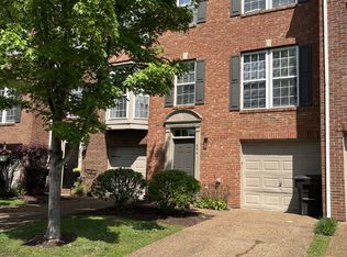 694 Huffine Manor Cir, Franklin, TN 37067