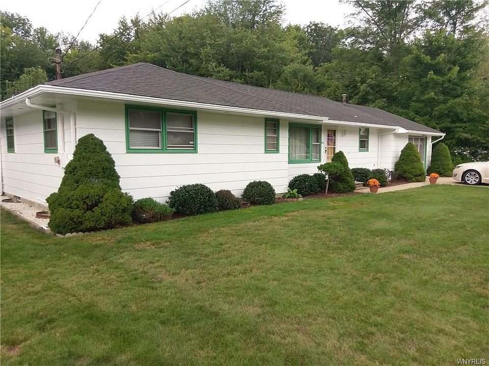 821 Beach Rd, Angola, NY 14006 Zillow