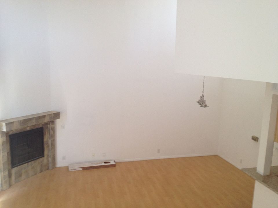 2nd image of 1026 N Croft Ave APT 207