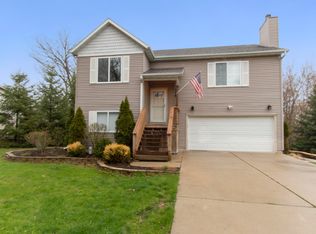 N3340 Beach Rd, Lake Geneva, WI 53147