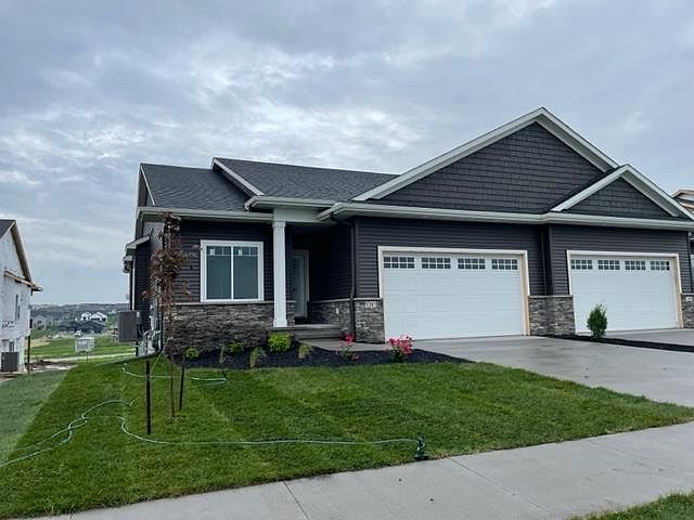 1st image of 1287 Berkshire Ln