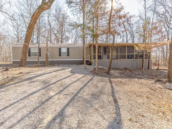 27 Valley Heart Dr, Hardy, AR 72542