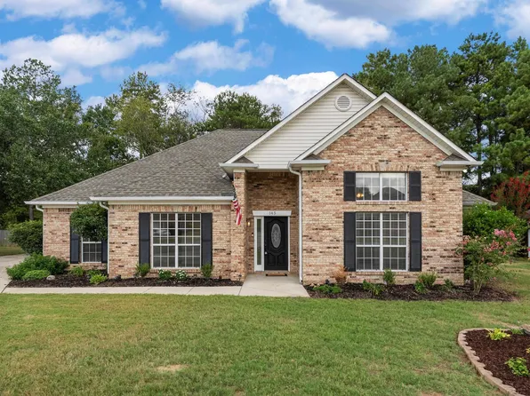 145 Berkshire Manor Cir, Alabaster, AL 35007