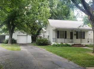 1015 E 5th St, Pittsburg, KS 66762