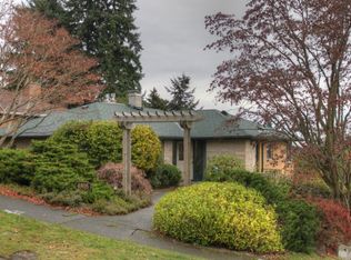4805 Stanford Ave NE, Seattle, WA 98105