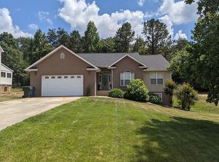 3216 48th Avenue Ln NE, Hickory, NC 28601