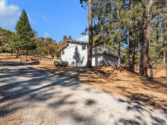 2nd image of 5421 Shooting Star Rd