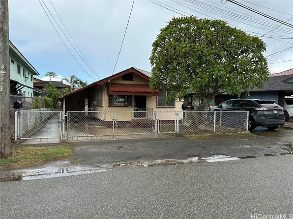 2519 Hoenui St, Honolulu, HI 96819