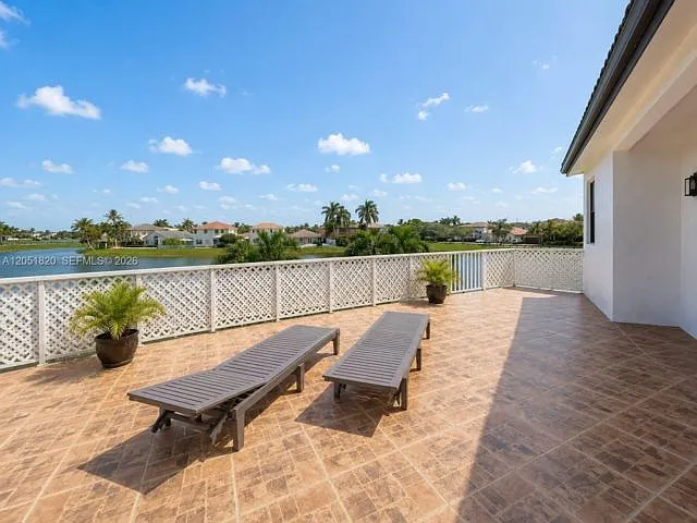 15350 SW 11th St — Photo 5