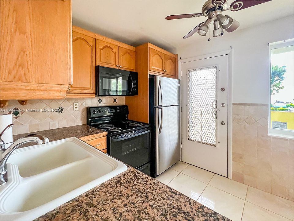 1st image of 1201 NE 191st St #G215