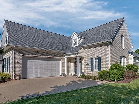 2nd image of 12324 Villas Dr