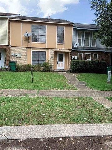 1st image of 2461 Oxford Pl