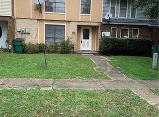 2461 Oxford Pl, Gretna, LA 70056