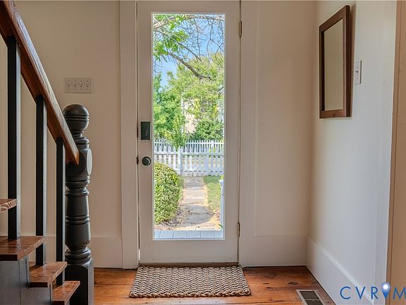 5th image of 62 Riverside Dr