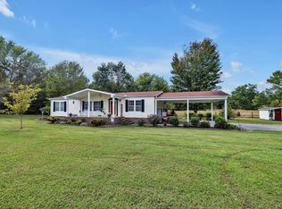 140 Howell Hill Rd, Fayetteville, TN 37334