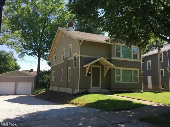 1519 Thornapple Ave, Akron, OH 44301