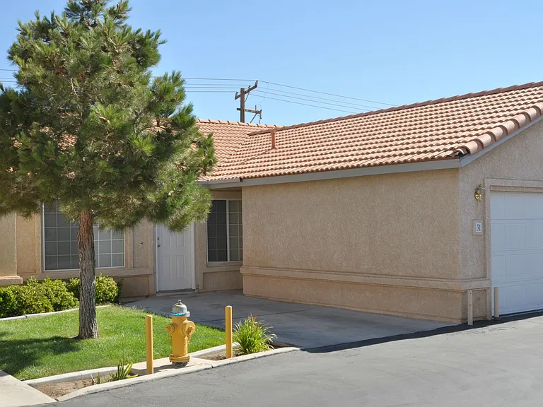 Desert Villas Apartment Homes — Photo 6