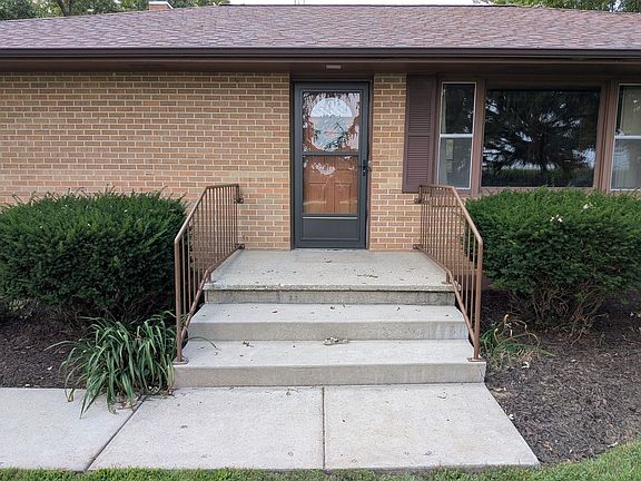 3rd image of 206 Palmyra Rd