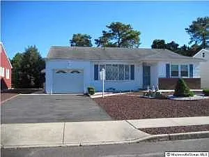 36 Fairfield Rd photo 1