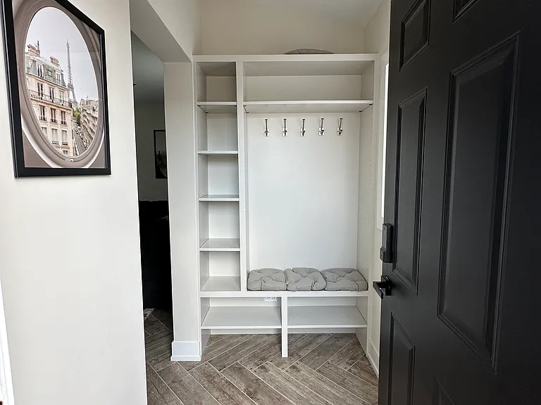 5342 W Winona St — Photo 3