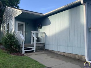 105 Walnut St, Wamego, KS 66547