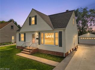 1666 Ridgeview Dr, Wickliffe, OH 44092