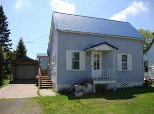 25221 Maple St, Calumet, MI 49913