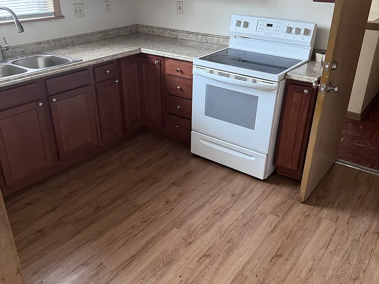 7721 W Lisbon Ave #4 — Photo 5