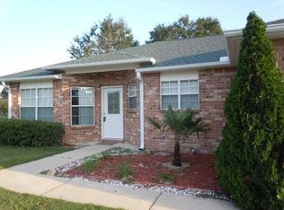 401 Christopher Dr, Crestview, FL 32536