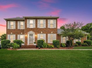 308 Applewood Dr, Roanoke, VA 24019