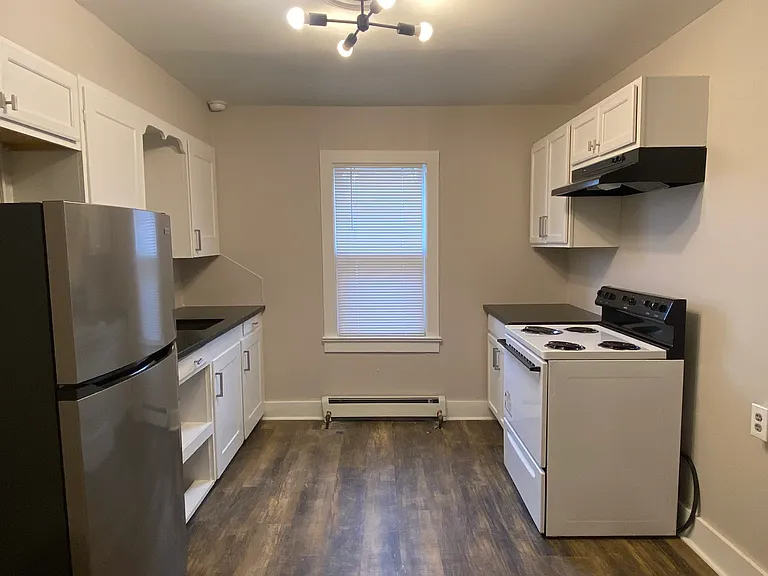 147 E Bridge St #2 — Photo 7