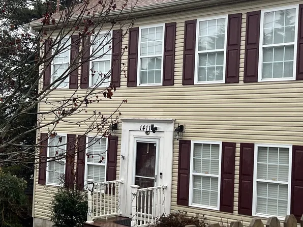 1411 Dick Lonas Rd, Knoxville, TN 37909