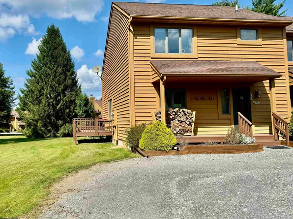 36 Deerfield Vlg, Davis, WV 26260