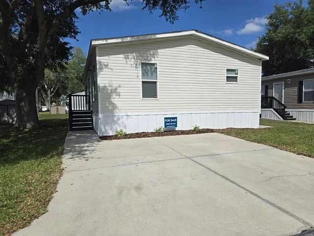7082 Greenbrier Village Dr #38 — Photo 8
