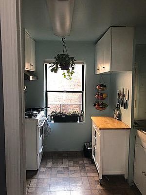 4th image of 6 Ludlow St #2R