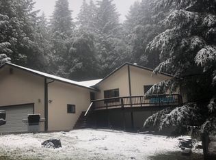 23521 Ridge Rd, Willits, CA 95490