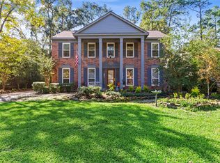 111 S Village Knoll Cir, Spring, TX 77381