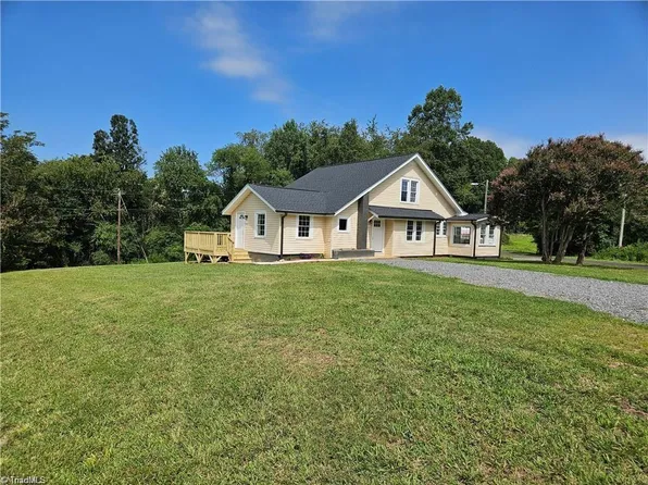 1352 Weldon Smith Rd, Lawsonville, NC 27022