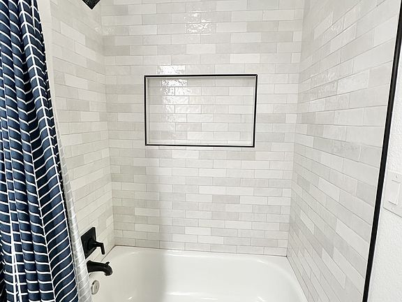 3rd image of 3234 Roberta Ln #1A