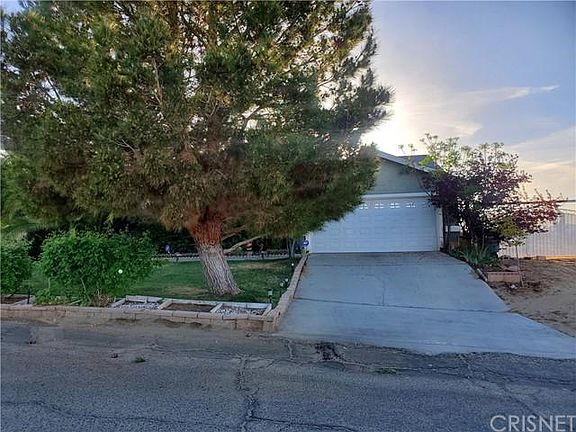 2nd image of 40121 161st St E