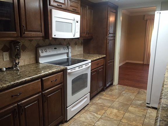 2nd image of 6715 Marshall Place Dr