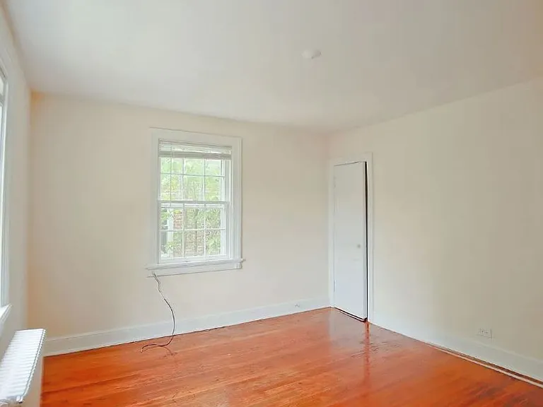 506 14th St NW — Photo 8