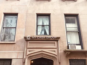 Rented by NY Casa Group