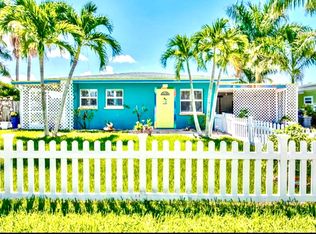 2579 Cay Cv, Matlacha, FL 33993