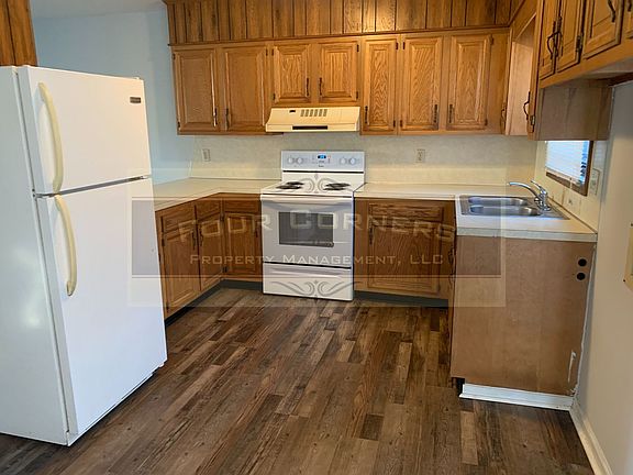3rd image of 420 Salem St APT M