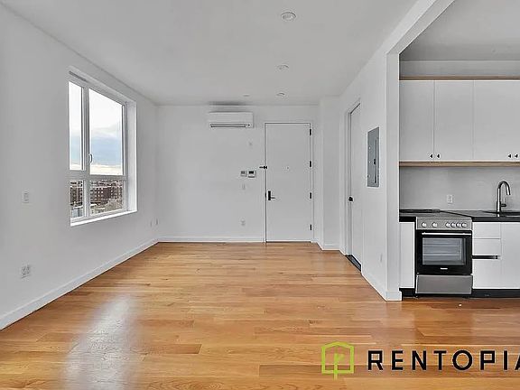 2nd image of 1875 Atlantic Ave APT 5B